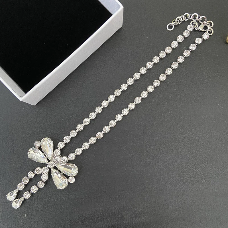 

Brand New Fashion Genuine Dragonfly Style with Full Crystal Necklace Ear Clip Earrings Sets for Women Brass Plated 18K Gold