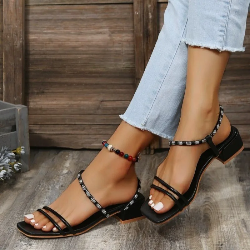 

New Crystal Thick Heeled Sandals Woman Summer Plus Size 43 Gladiator Sandals Women Fashion Square Toe Rome Shoes Mujer