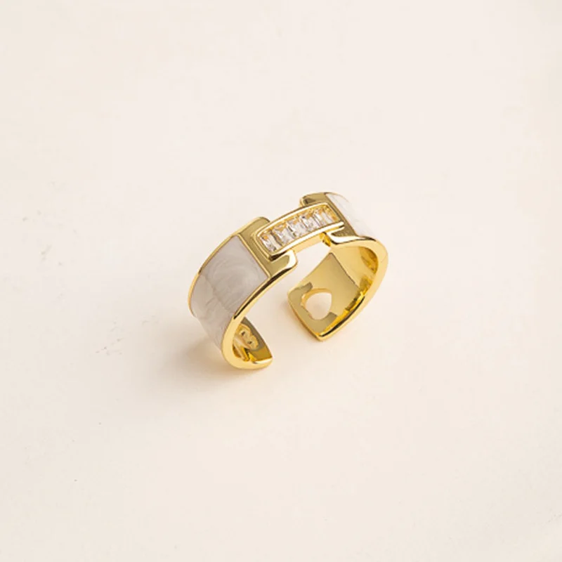 

South Korea Fashion Simple Exquisite Luxury High Quality Adjustable Geometric Fritillaria Ring Gift Banquet Women Jewelry Ring