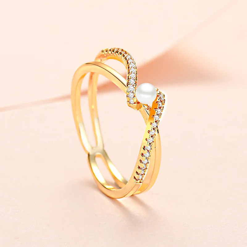 

New 2022 Designer Pearl Ring Set With Zircon Silk Flowing Gold Plated Ring