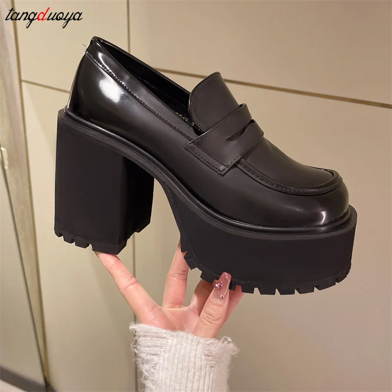 

Женские туфли на платформе и каблуке, весенние модные туфли из искусственной кожи с круглым носком, повседневные прогулочные туфли-лодочки, женские Туфли Мэри Джейн