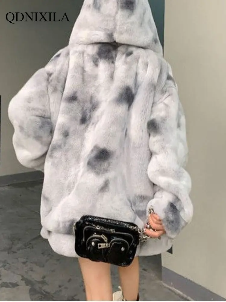 Women's Fur Coat Faux Fur Coat Lambswool Jackets Thickened Plush Rabbit Fur The Tie-dyed Hooded Fur Coat Women Jacket