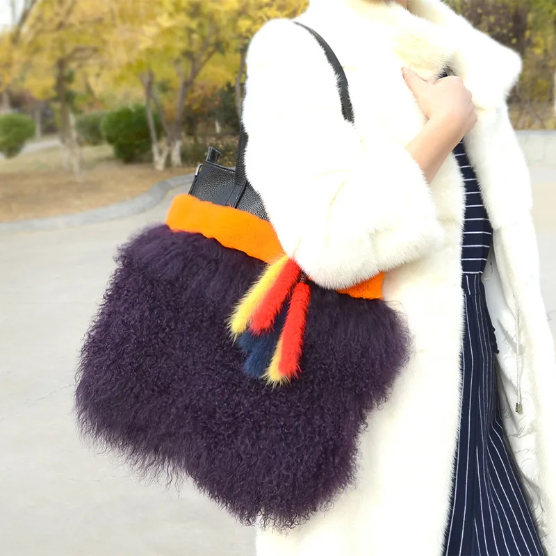 Fashion New Women's Bag High-end Beach Wool Fur Bag Literary Women's Shoulder Bag Niche Design Messenger Bag Trendy Handbag