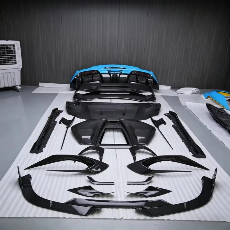 Фото Для 296 GTB Facelift: обвесы BatFury Aero Style из сухого карбона, 296 Carbon №2