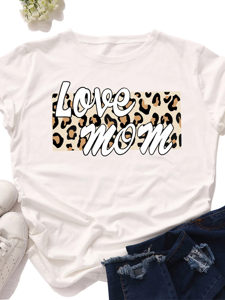 

Женская футболка с коротким рукавом и круглым вырезом, с леопардовым принтом