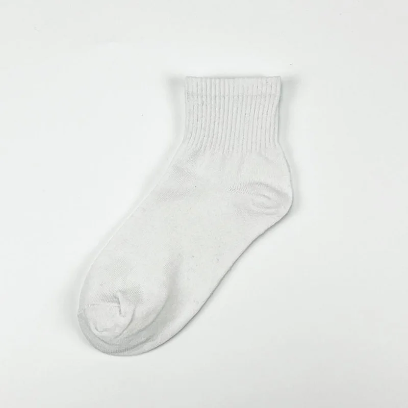 High Quality 3 Pairs Casual Soft Breathable Solid Color Outdoor Running Sports Business Socks Simple Fashions Male Crew Socks