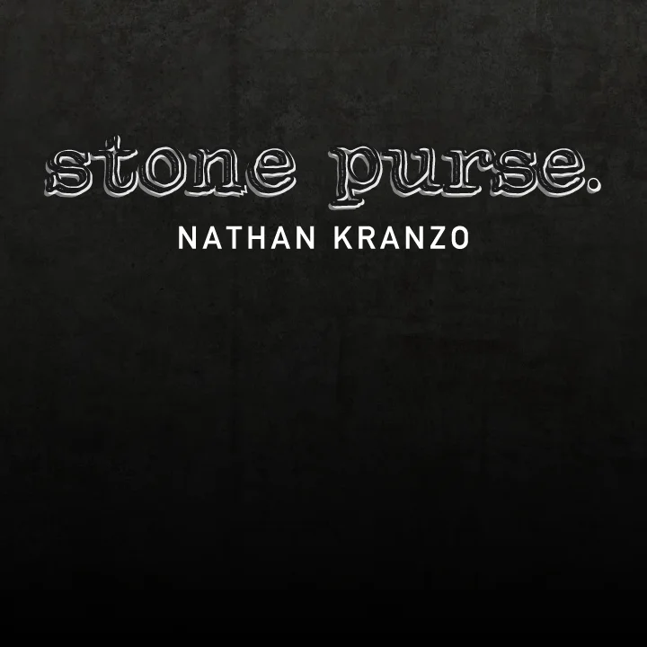 

Кошелек, украшенный камнями от Nathan Kranzo, волшебные трюки