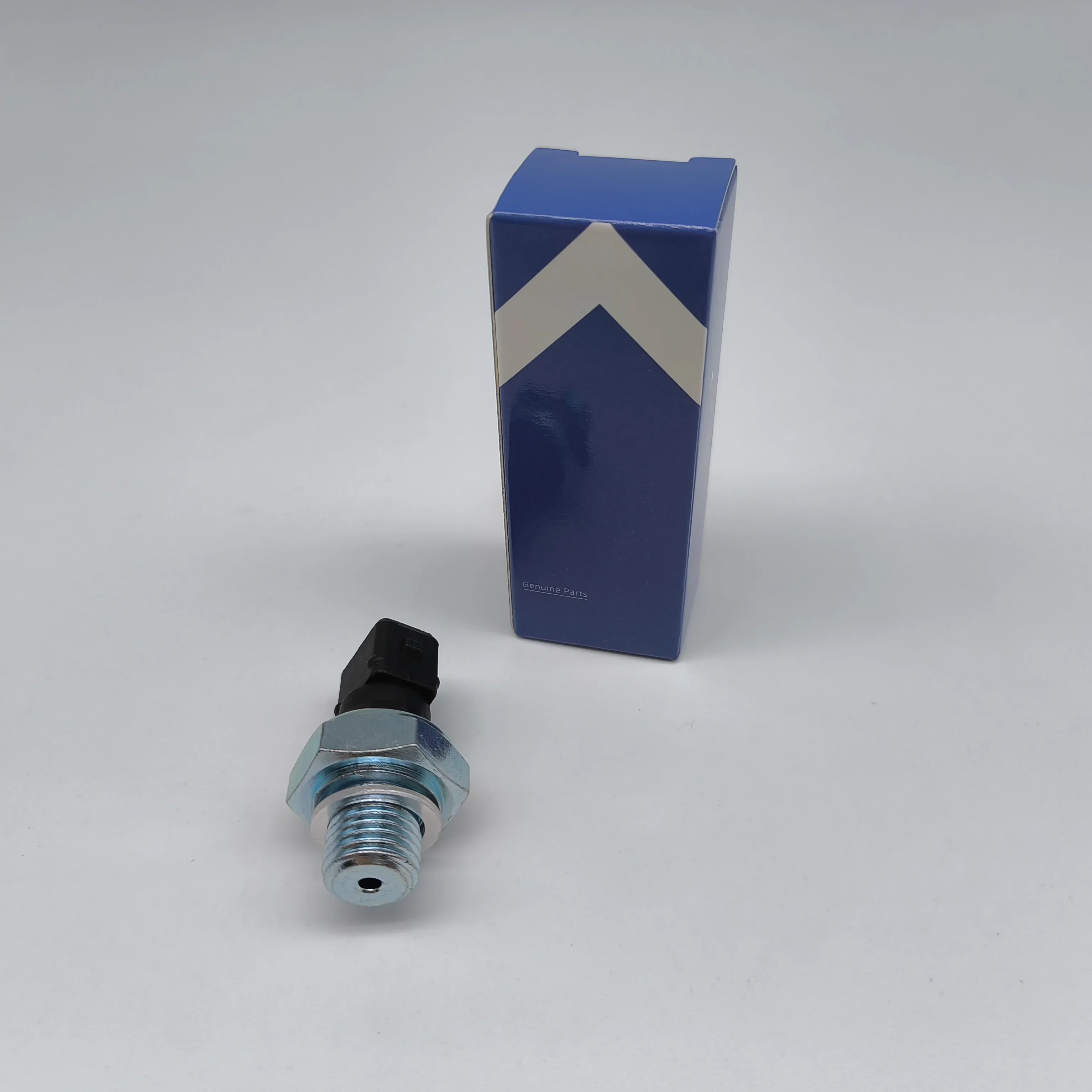 Переключатель датчика давления масла 01182792 WESPC. Подходит для двигателя Deutz BF4M1012 1013