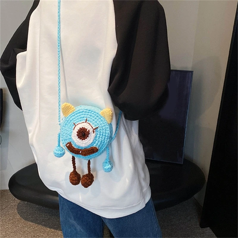 

Soft and Comfortable Crocheted Mobile Phone Small Shoulder Bag Gift