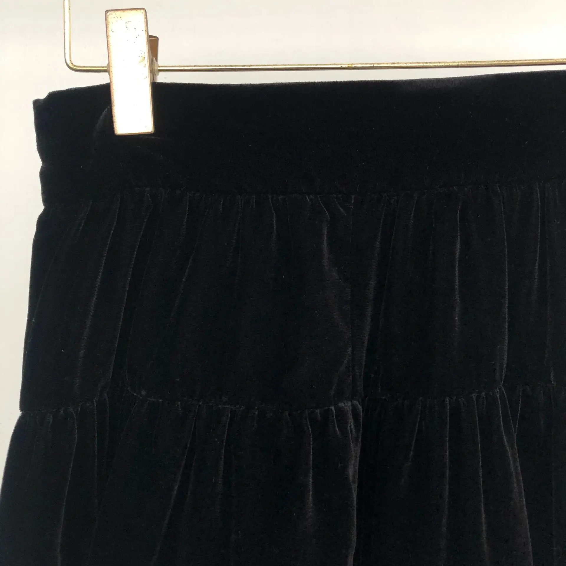 

Women Black Silk Velvet Vintage Thick High Waist Ball Gown Skirt