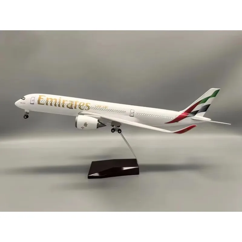 Модель самолета Эмиратов A350 в масштабе 1: 2024 модель из смолы литые самолеты с
