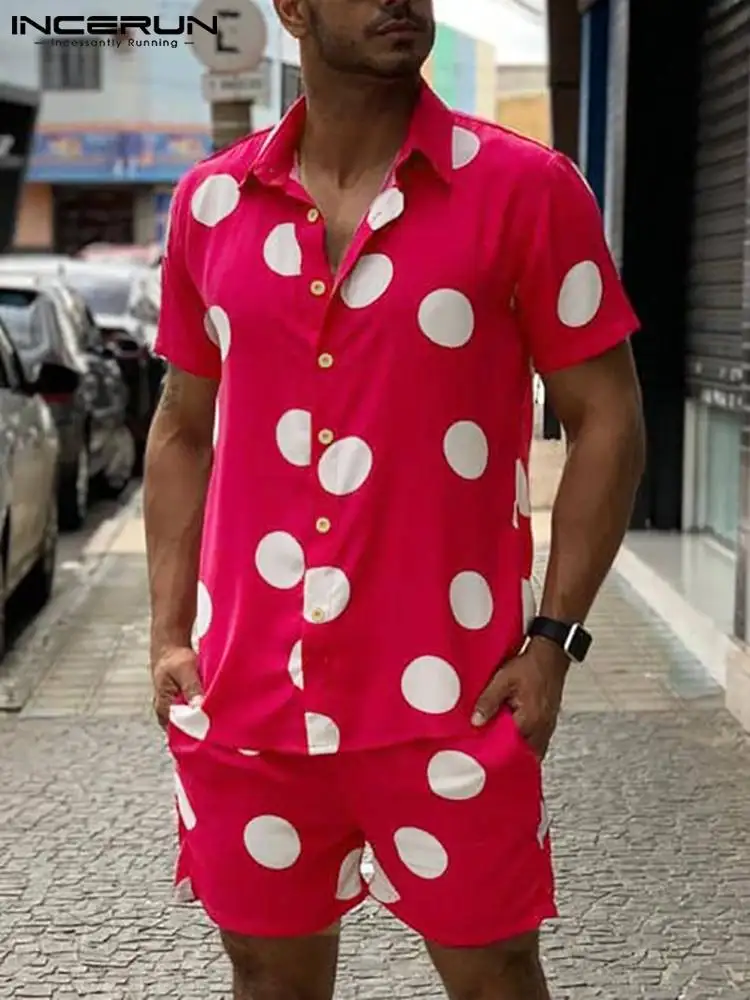 

INCERUN 2022 Men Hawaiian Sets Polka Dot Streetwear Vacation Short Sleeve Shirt & Shorts Two Pieces Summer Casual Men Suits 3XL