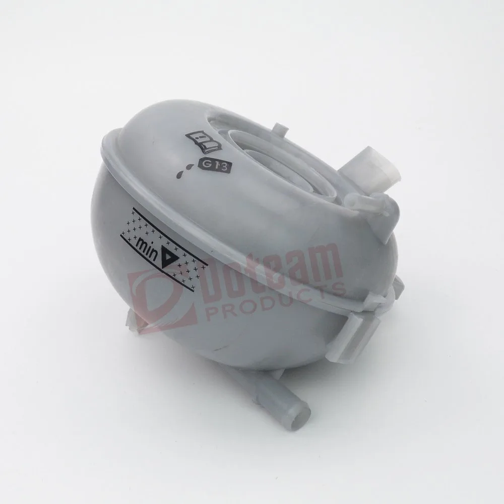 Резервуар охлаждающей жидкости для VW golf MK7 Passat Audi A3 5Q0 121 407A |