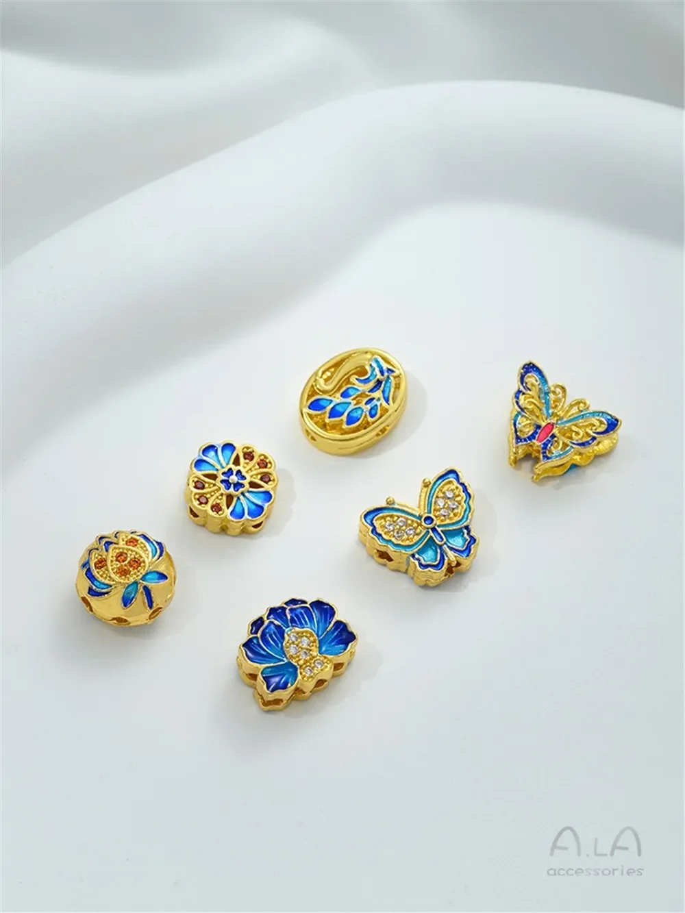 Медная позолоченная эмаль-бабочка благоприятное облако лотос китайский узел на