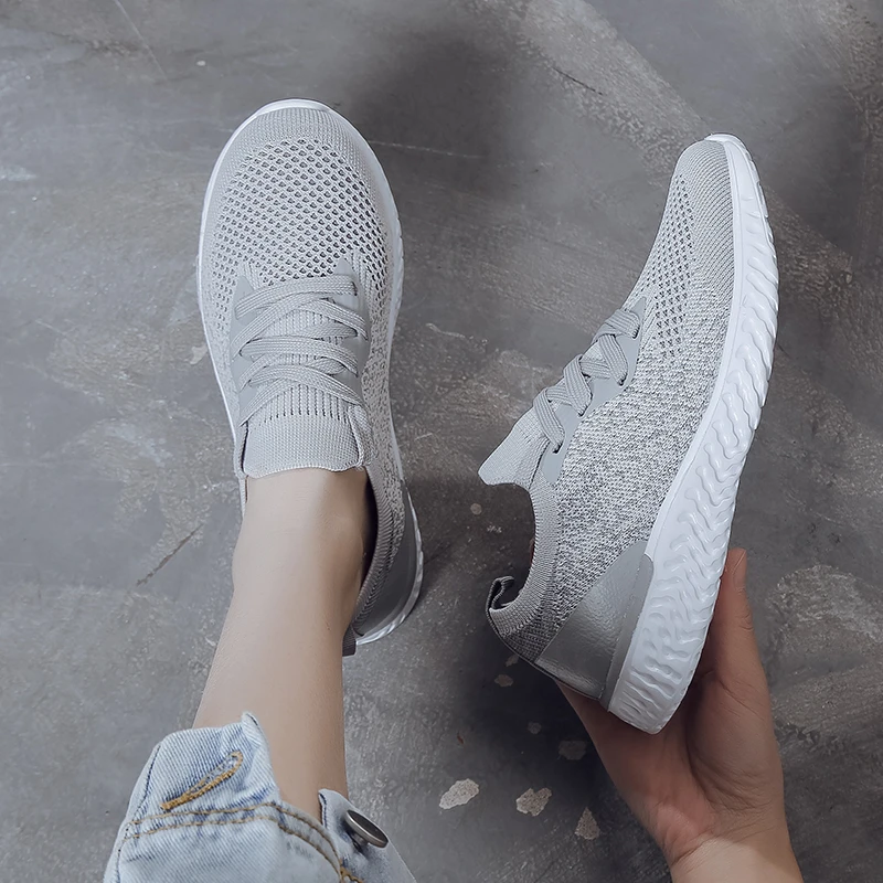 

Women Casual Shoes Fashion Mesh Breathable Sports Shoes Outdoor Lightweight Lace-up Non-slip Flat Women's Shoes Zapatillas Mujer