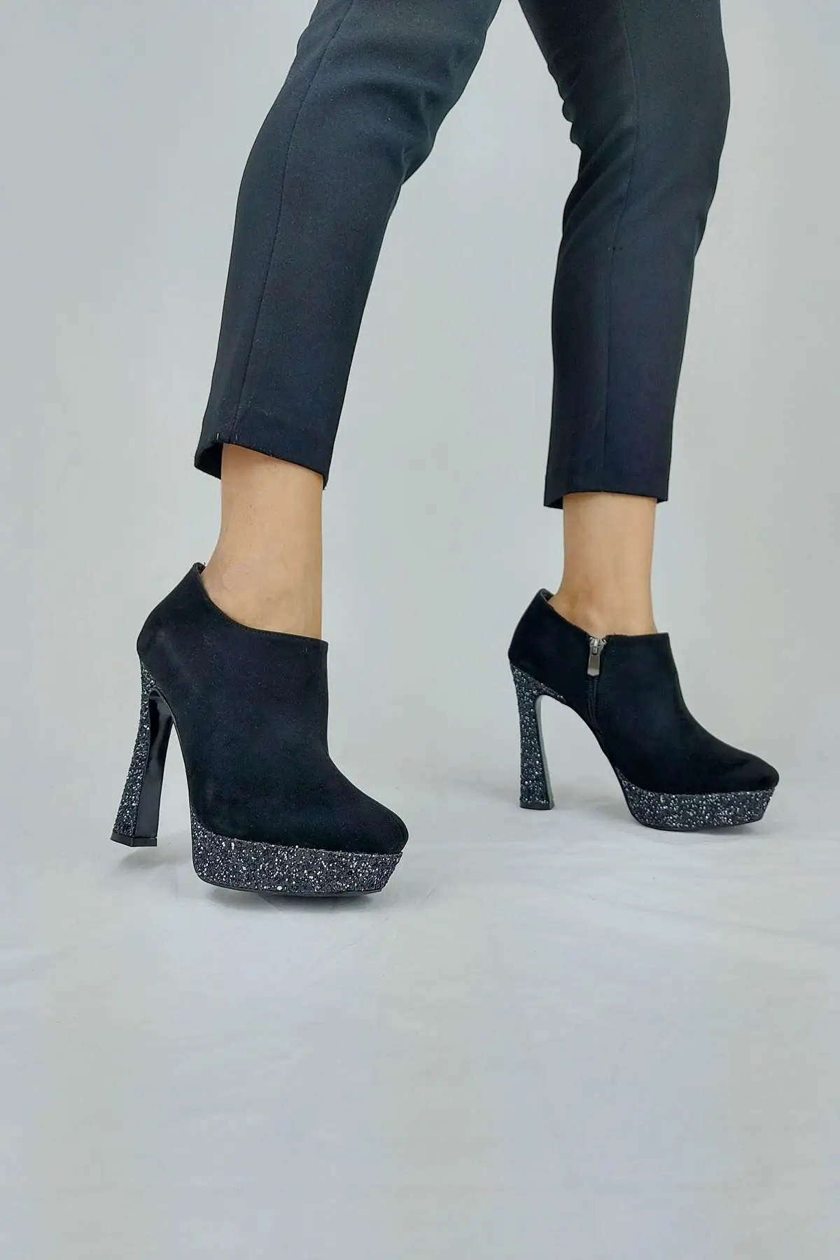 

Women's Fashion Suede Platinum Heels Boots