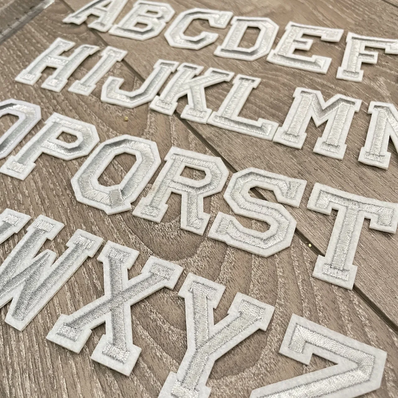 

26Pcs ABCD EFG Silver 5CM Embroidered Letter Patches Iron on For Clothing Alphabet Patch HIJK LMN OPQ RST XYZ DIY Accessories