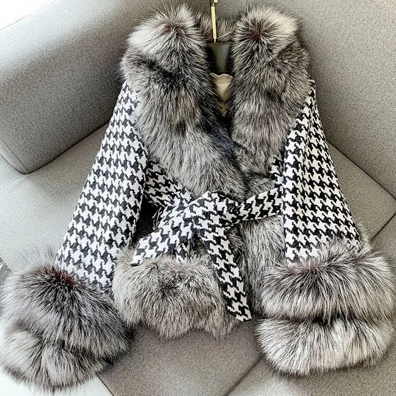 Fur Coat Women's 2022 Autumn Winter New Young Style Short Houndstooth Imitation Silver Fox Fur Warm Plush Faux Fur Coats Female