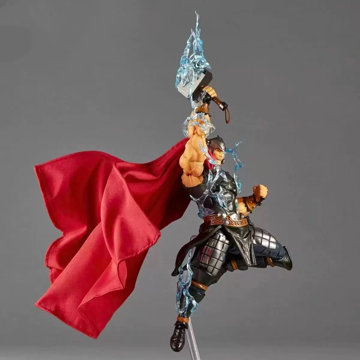 Фото В наличии: Фигурка Тора Ac Toys Kaiyodo Amazing Yamaguchi Revoltech Thor, коллекционная модель аниме-фигурки, игрушки Ko Toys, подарки №4