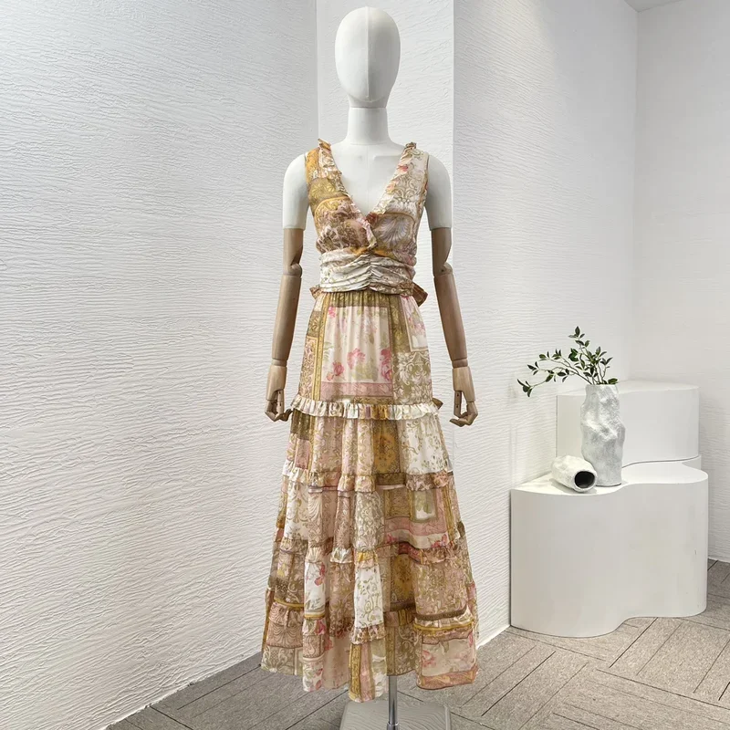 Женское платье миди с оборками разноцветное летнее цветочным принтом V-образным