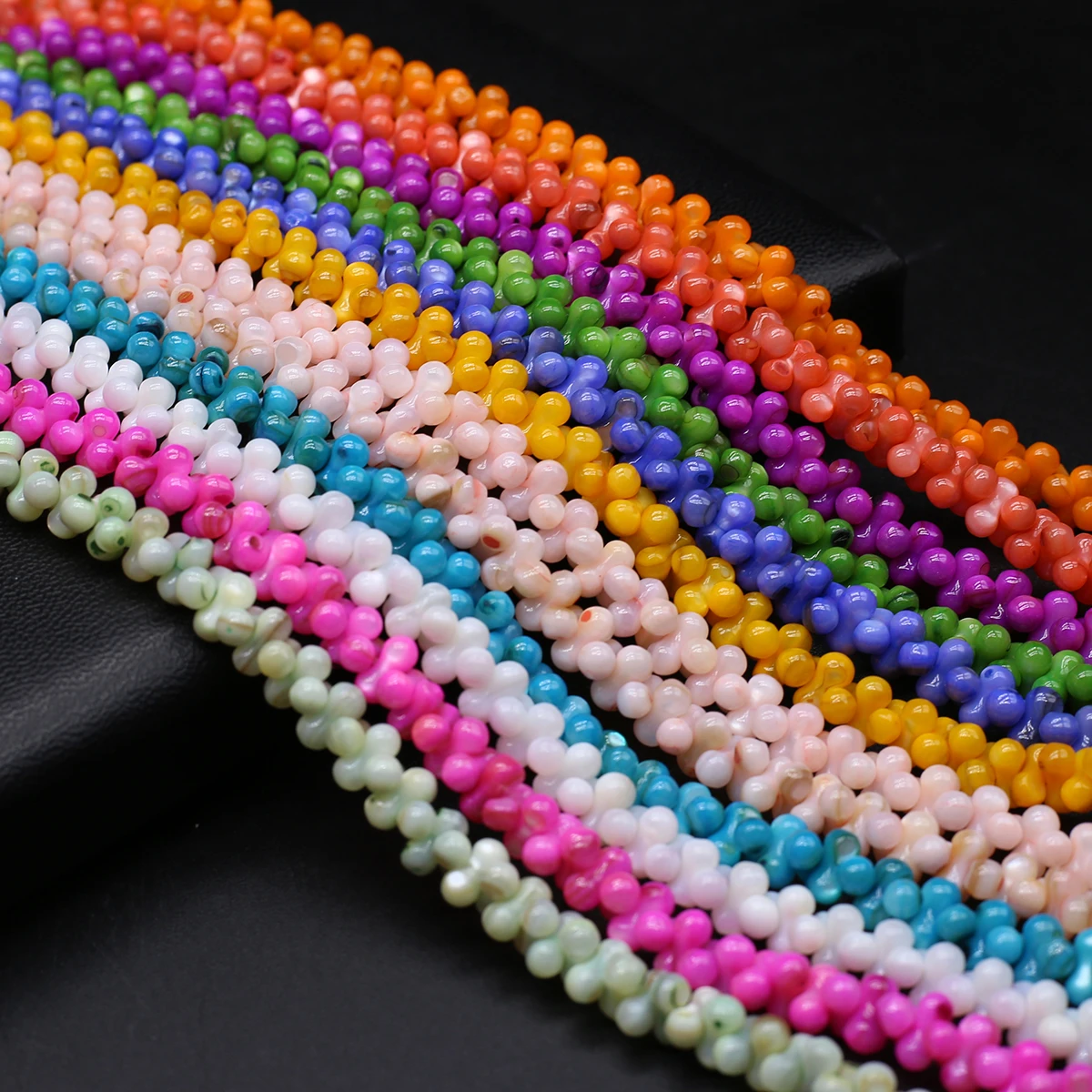 

Natural FreshWater Shell Beads Stain Bone Shape Isolation Loose Beaded Jewelry Making Diy Necklaces Bracelets Accessories Gifts