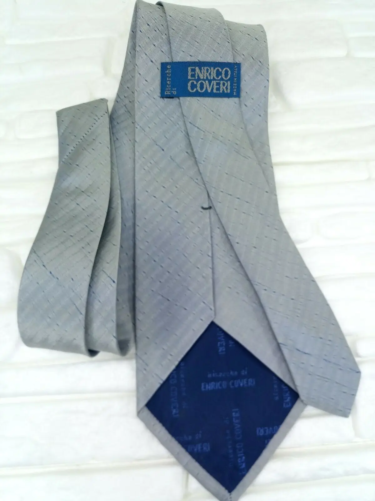 Cravatta uomo grigio Enrico Coveri Made in Italy mushroom business long marriage |