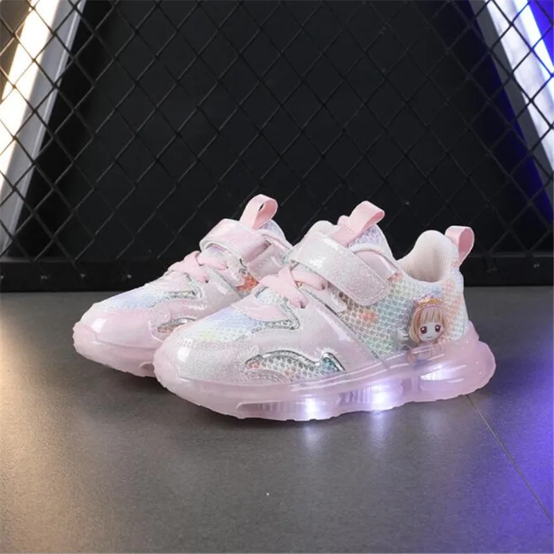 

Girls Sneakers 2022 Spring New Children's LED shoes Princess Cartoon Light Flat Heel Causal Shoe