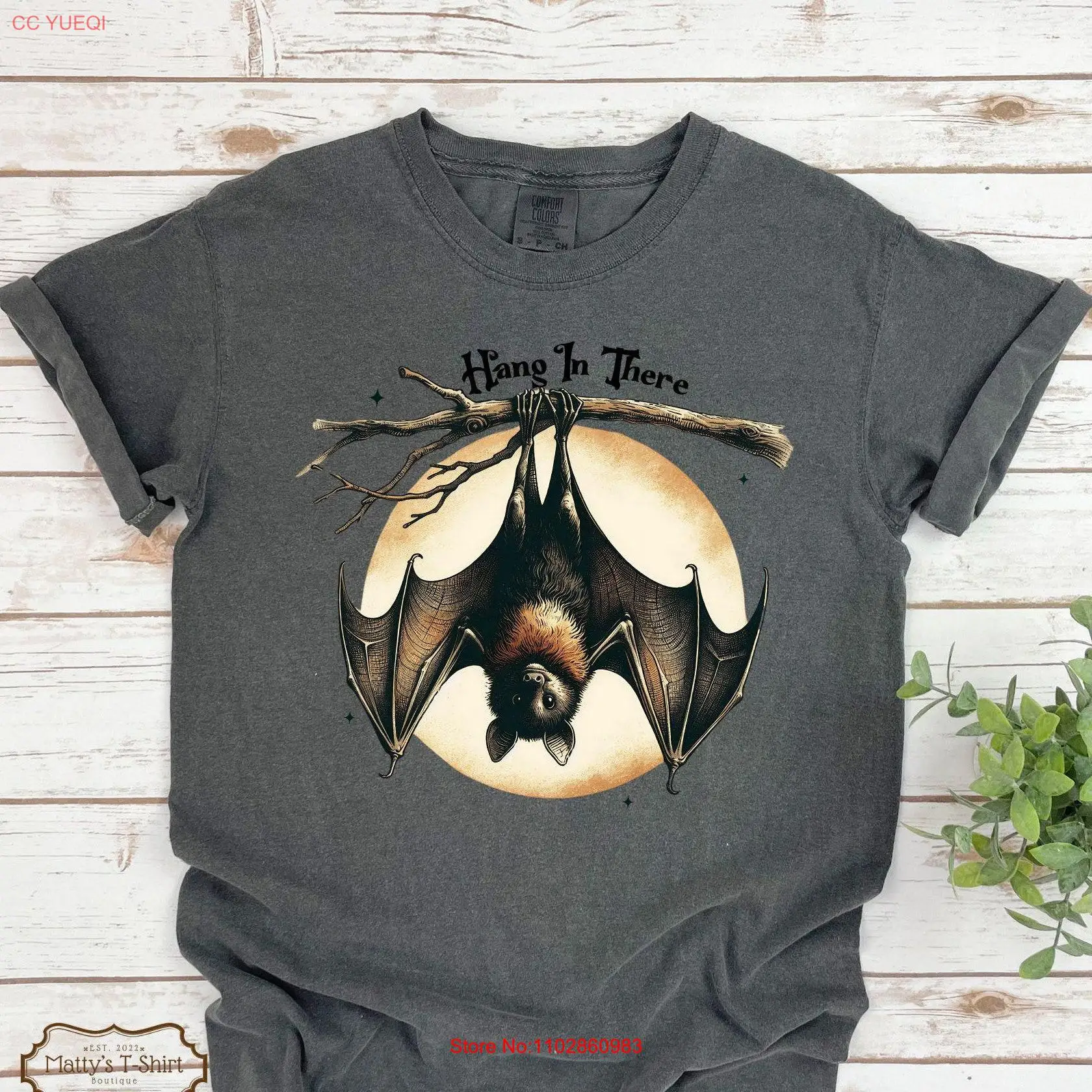 Футболка Hang In There Bat милая готическая футболка на Хэллоуин жуткий сезон необычная