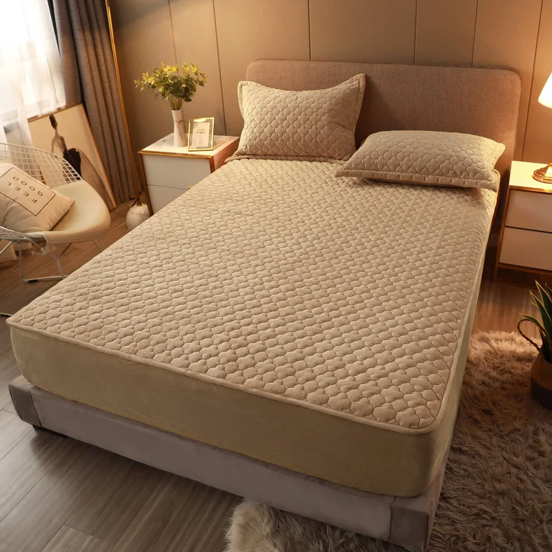 

Hot Sale Thicken Fine Coral Fleece Quilted Mattress Cover Soft Velvet Pad Protector Cover Solid Color Bed Included Pillowcase