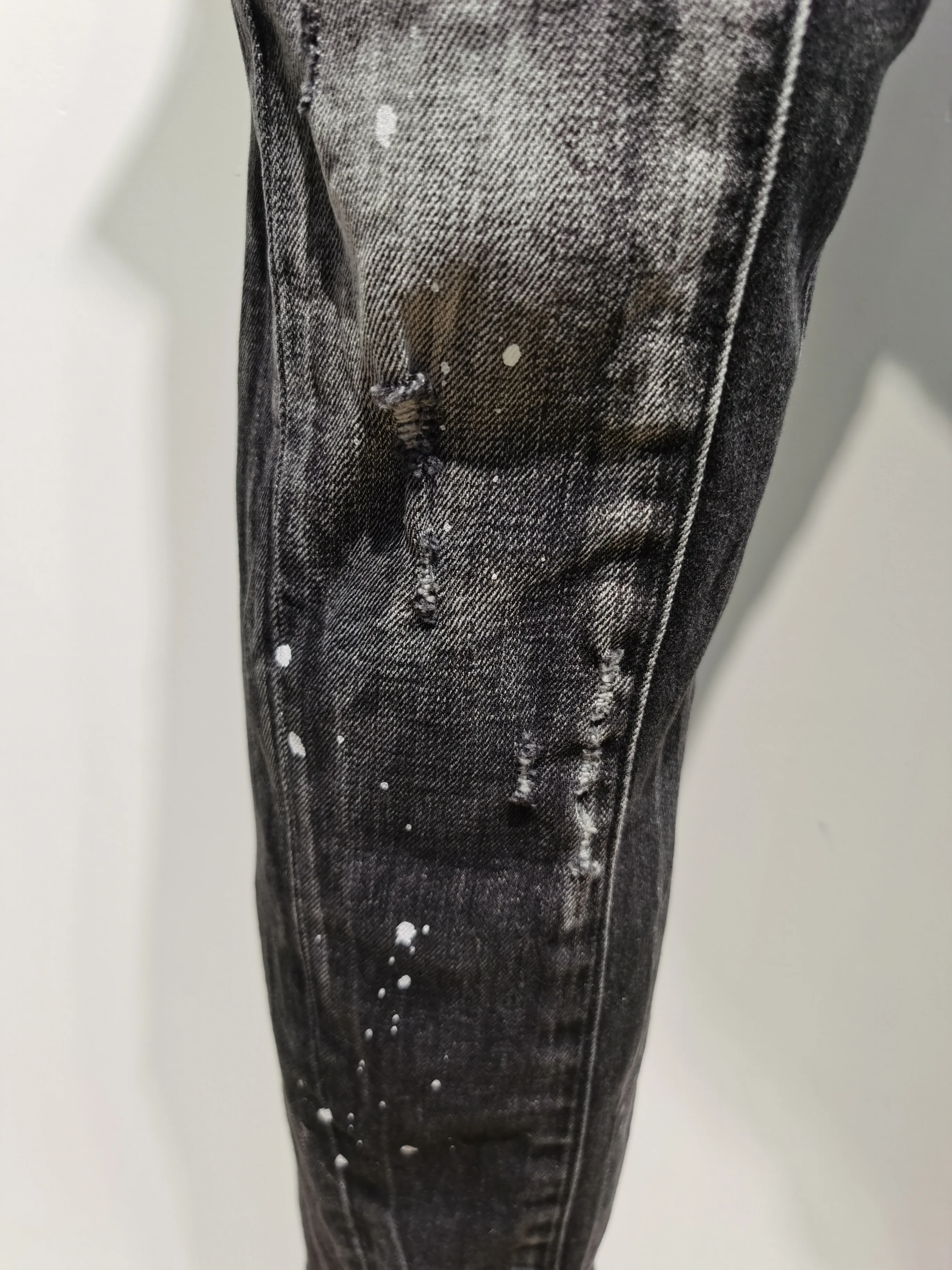 2023 Spring/Summer New D2 Jeans Men's Fashion Men's Washed and Worn Hole Patch Speckled Ink 3D Cut Small Feet Grey