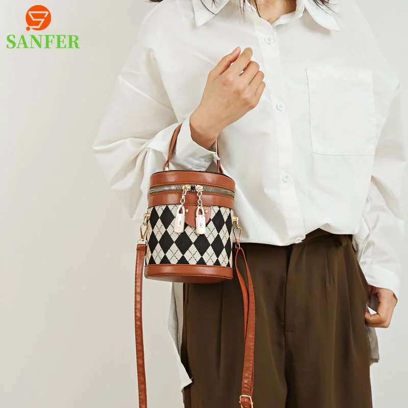 2023 Women's Bag Luxury Lattice Pattern Shoulderbag Bucket Bags Female Mini Handbags For Ladies Potch on Offer Free Shipping