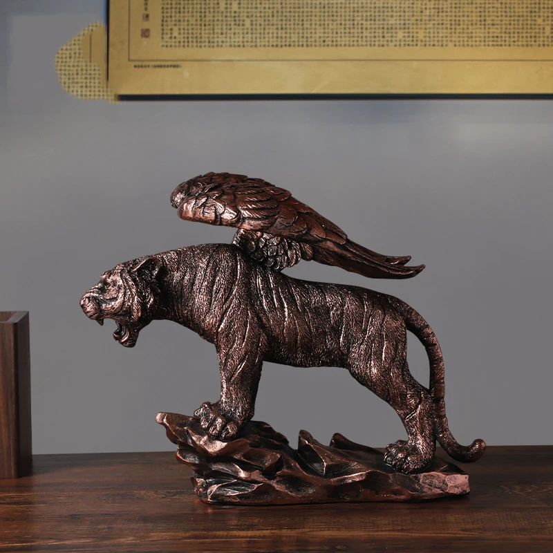 

Новинка, креативное украшение в китайском стиле с тигром и тигром, поделки из смолы, украшение для дома, подарок с тигром для офиса