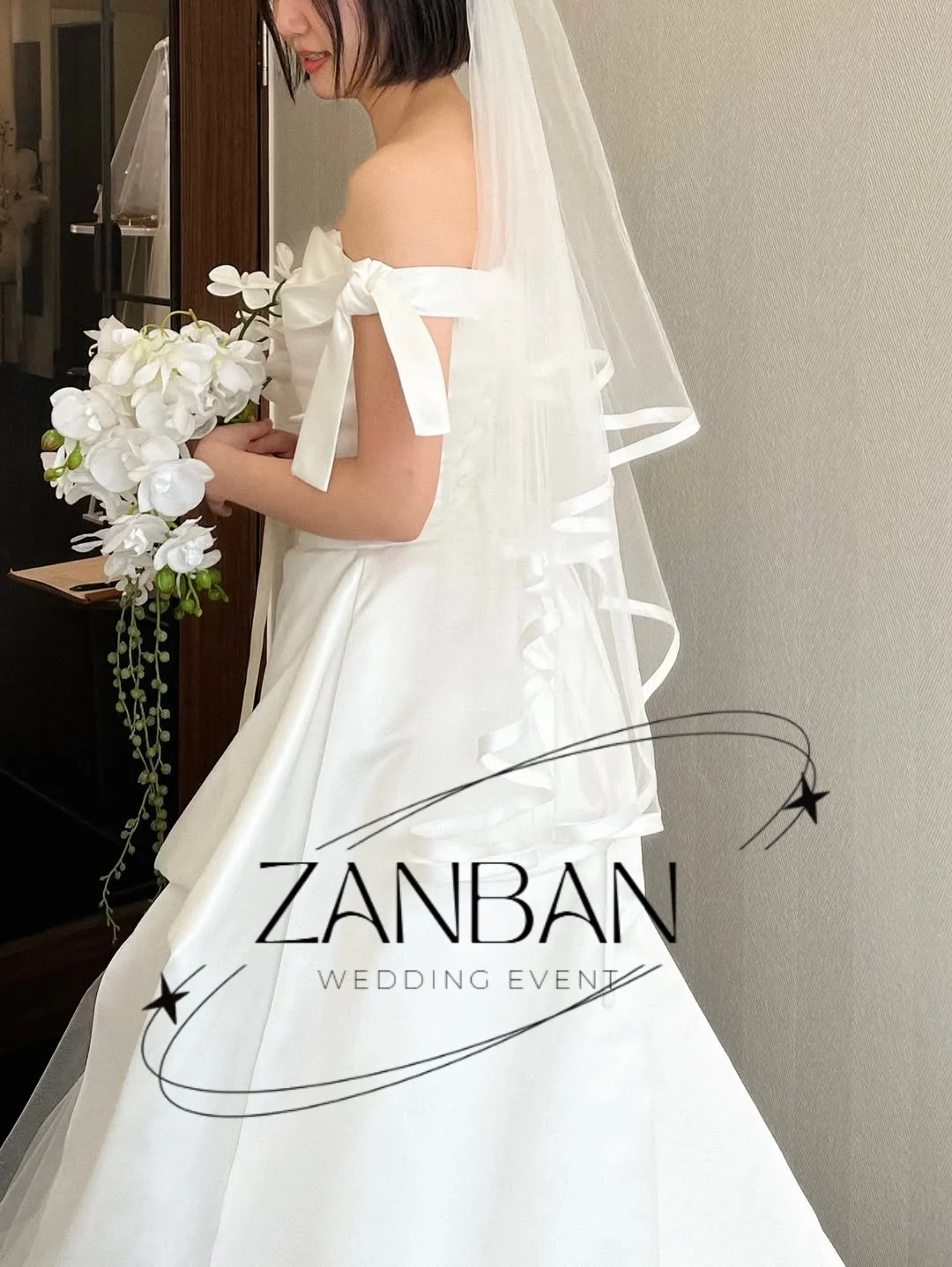 Фото Свадебные платья ZanBan Simple 2026: Новые атласные платья на заказ с открытыми плечами, А-силуэт, корсет, корейские свадебные платья для фотосессий №2