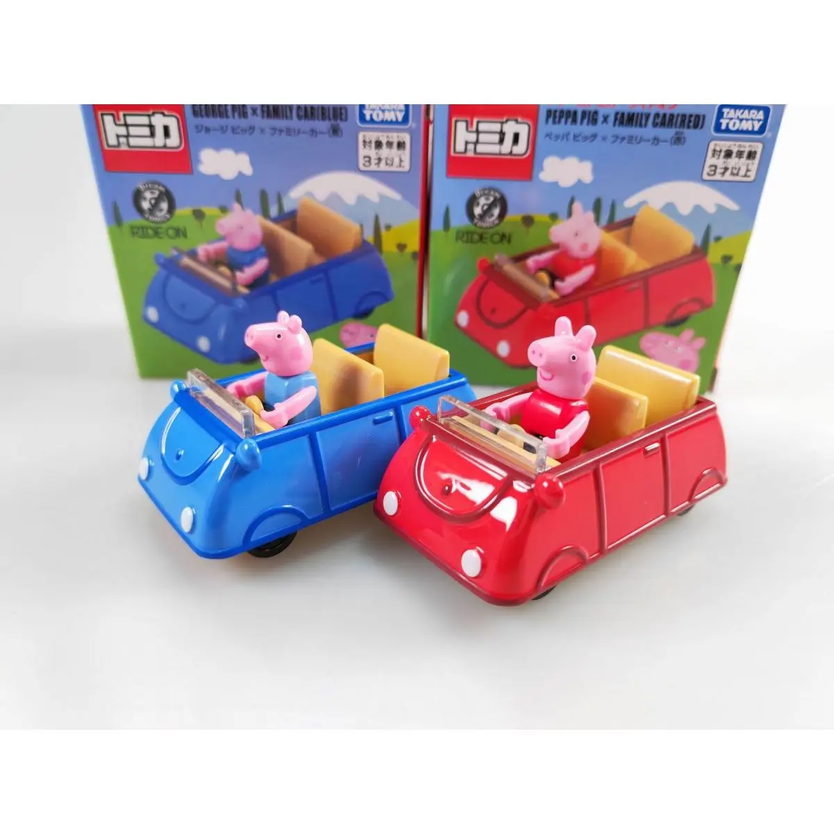 

TAKARA TOMY Piggy Page George Alloy Car Toy Model Children's Game Play House Toy Set Alloy Car Boy Birthday Gift