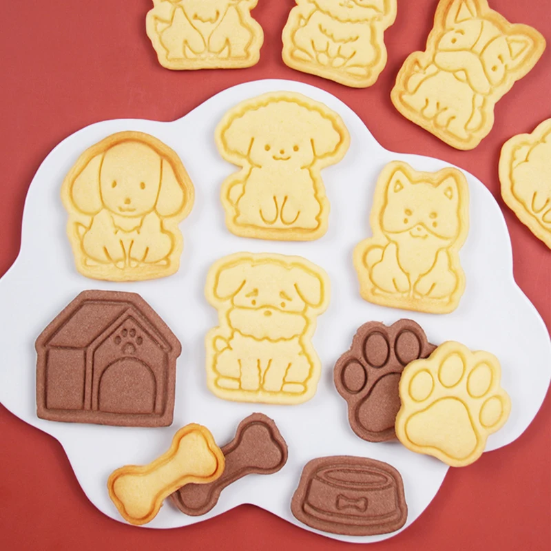 

Plastic Cute Cartoon Pet Dog Cookie Cutters 3D Teddy Bulldog Golden Schnauzer Chewing Bones Baking Tools Pressing Biscuit Stamp