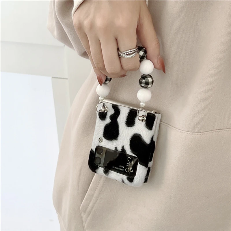 

Milk Cow Cartoon Monster Plush Phone Case for Samsung Galaxy Z Flip 1 2 3 4 5G PC Back Cover for ZFlip3 ZFlip4 Hard Case Shell