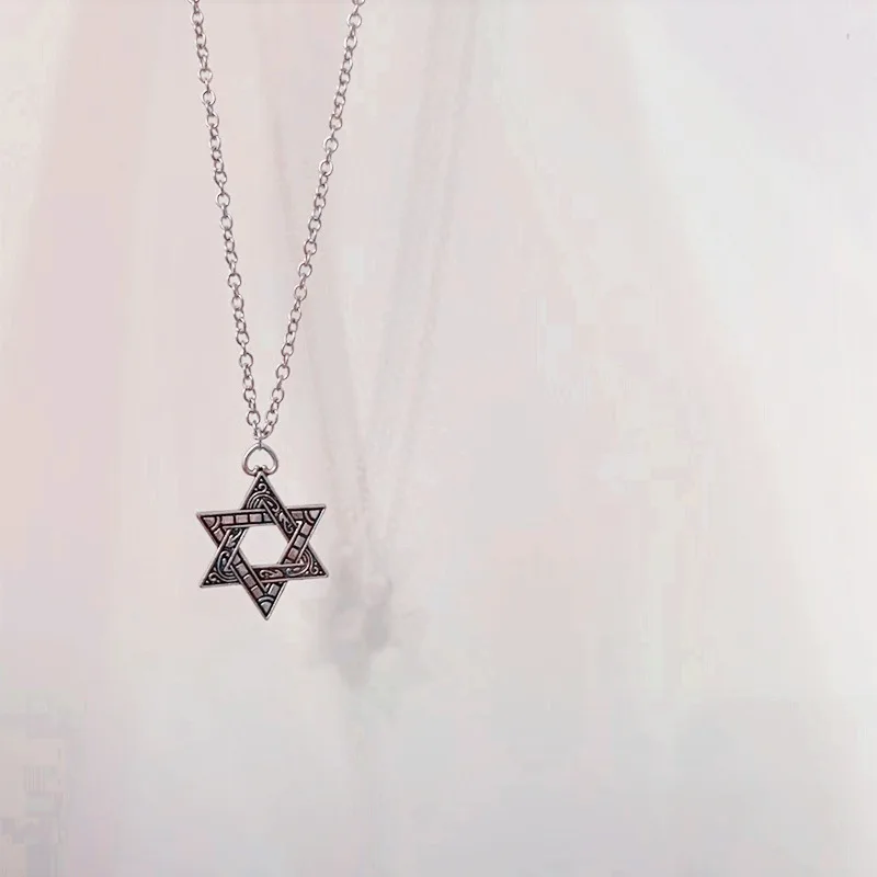 

Korean Style Hip Hop Personality Six-Pointed Star Pendant Fashion Student Couple Long Titanium Steel Necklace Trendy
