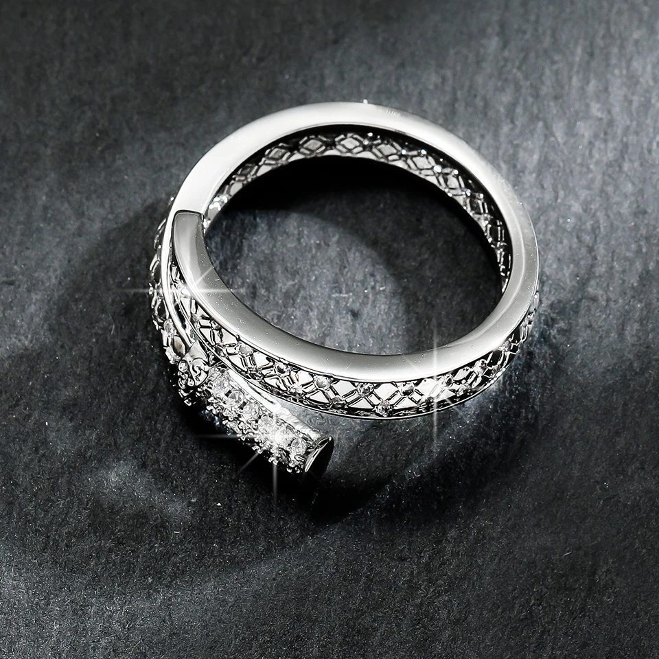 Rakol New Iced Out Bling CZ Кольцо с мечом правосудия серебряного цвета кубическим цирконием
