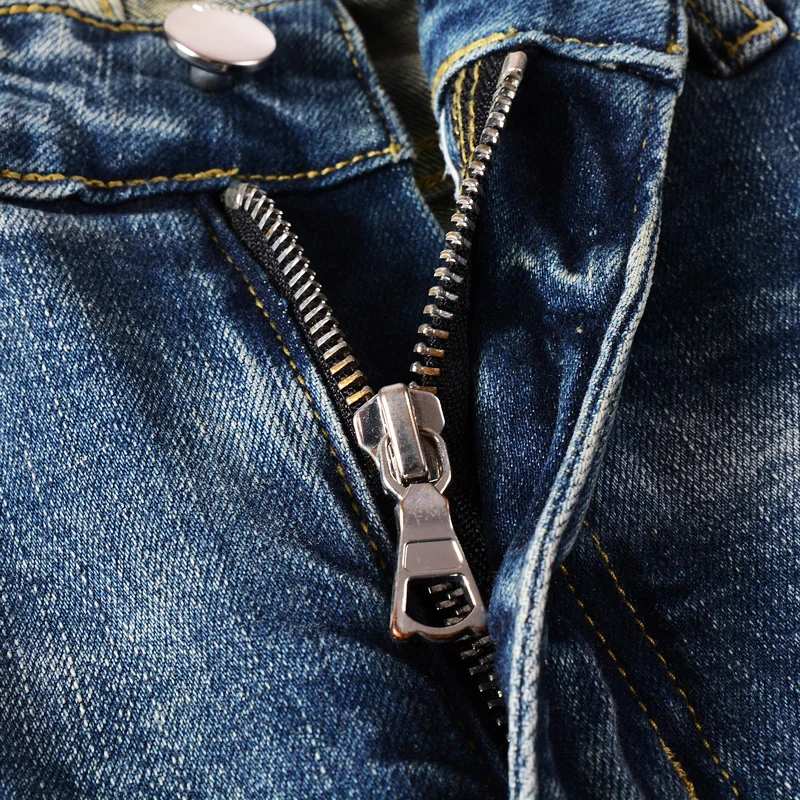 Рисунок 4 - Джинсы мужские в стиле ретро