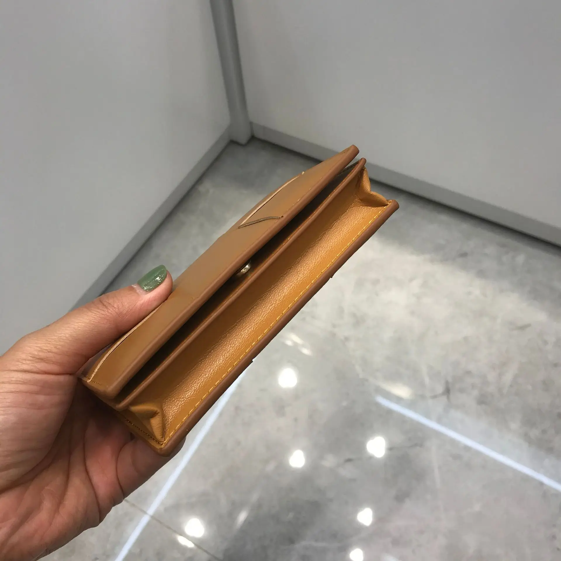 Ladies Fashion Versatile Card Holder Lipstick Portable Small Card Holder Sheepskin Braided Flip Change Business Card Holder