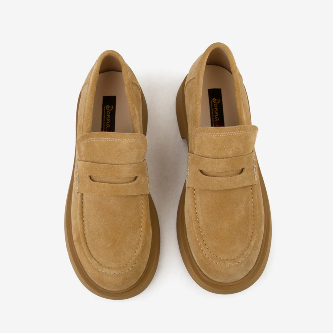 Лоферы женские из натуральной замши с круглым носком на низком квадратном