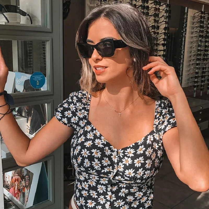 

Солнечные очки в прямоугольной оправе UV400 женские, модные роскошные брендовые дизайнерские солнечные аксессуары в винтажном стиле, маленьк...