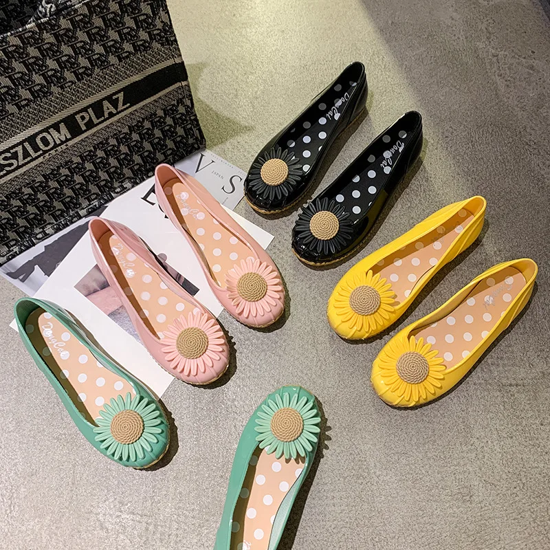 Women Flats Fashion Lightness New Design Flat Shoes Casual Colorful PVC Waterproof Shoes Flower Soft Vacation Women galoshes