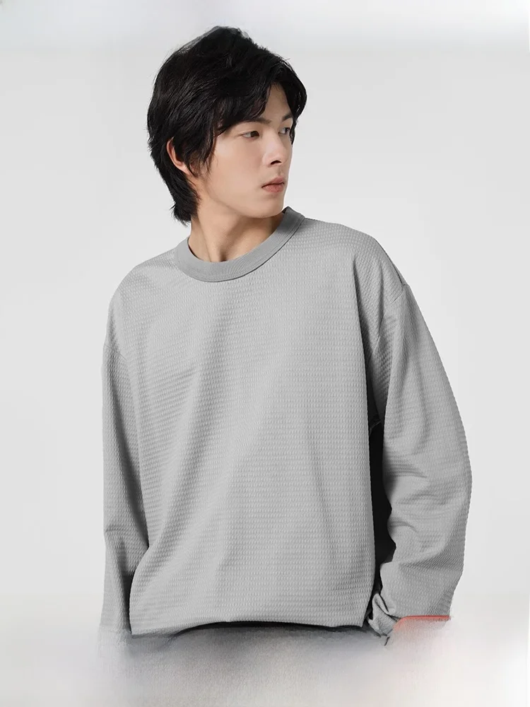 Мужская футболка без маркировки с круглым вырезом белая свободная длинными