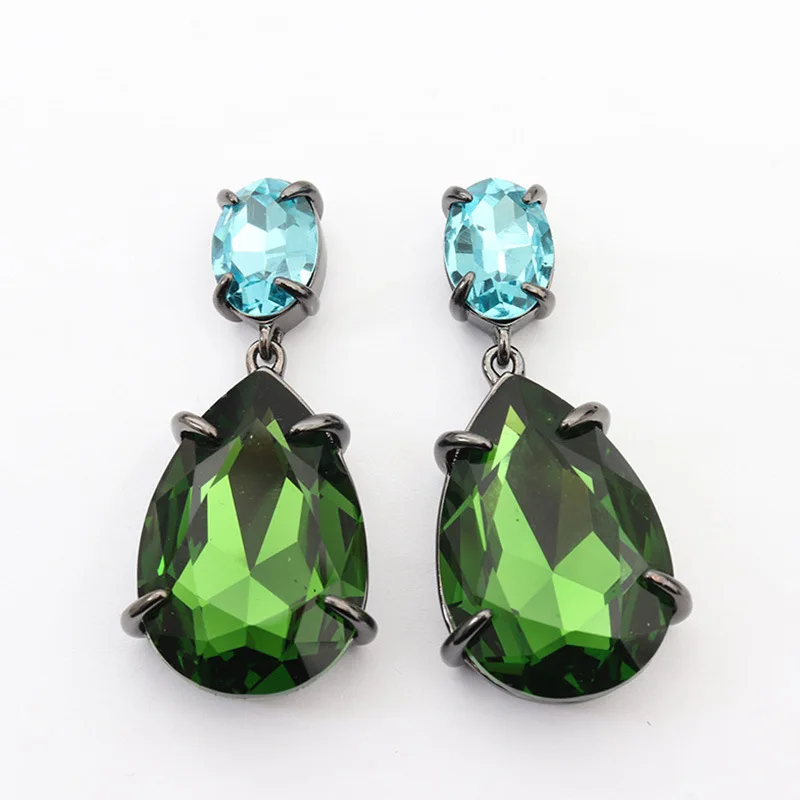 

Emerald Inlaid Earrings, Retro Temperament, Genius Designer Earrings, Female