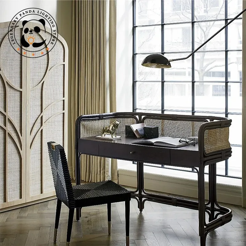 Металлическая лампа в стиле постмодерн итальянский дизайнерский прикроватный