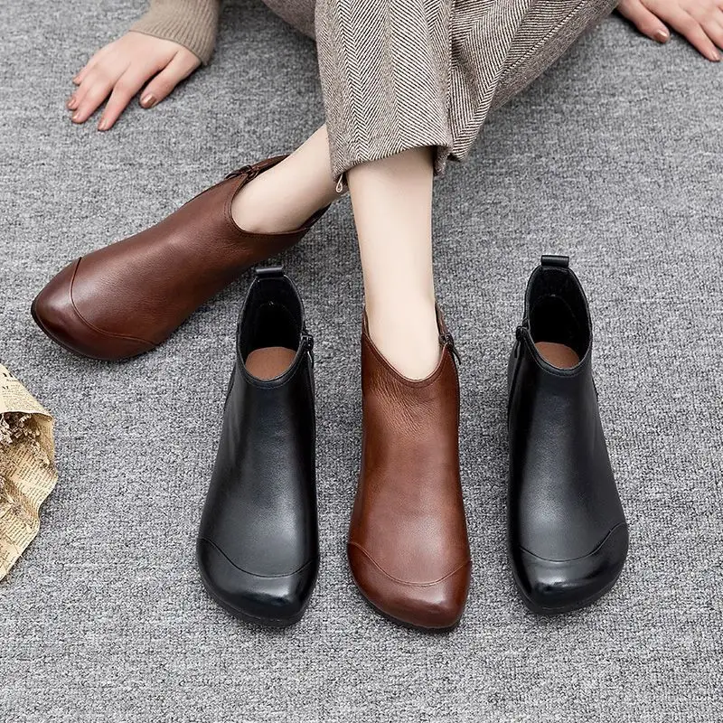 Autumn Black Short Boot 2023 New Arrival Women Ankle Boots Leather Moccasins Female Warm Winter Snow Waterproof Shoes 35-43 Size