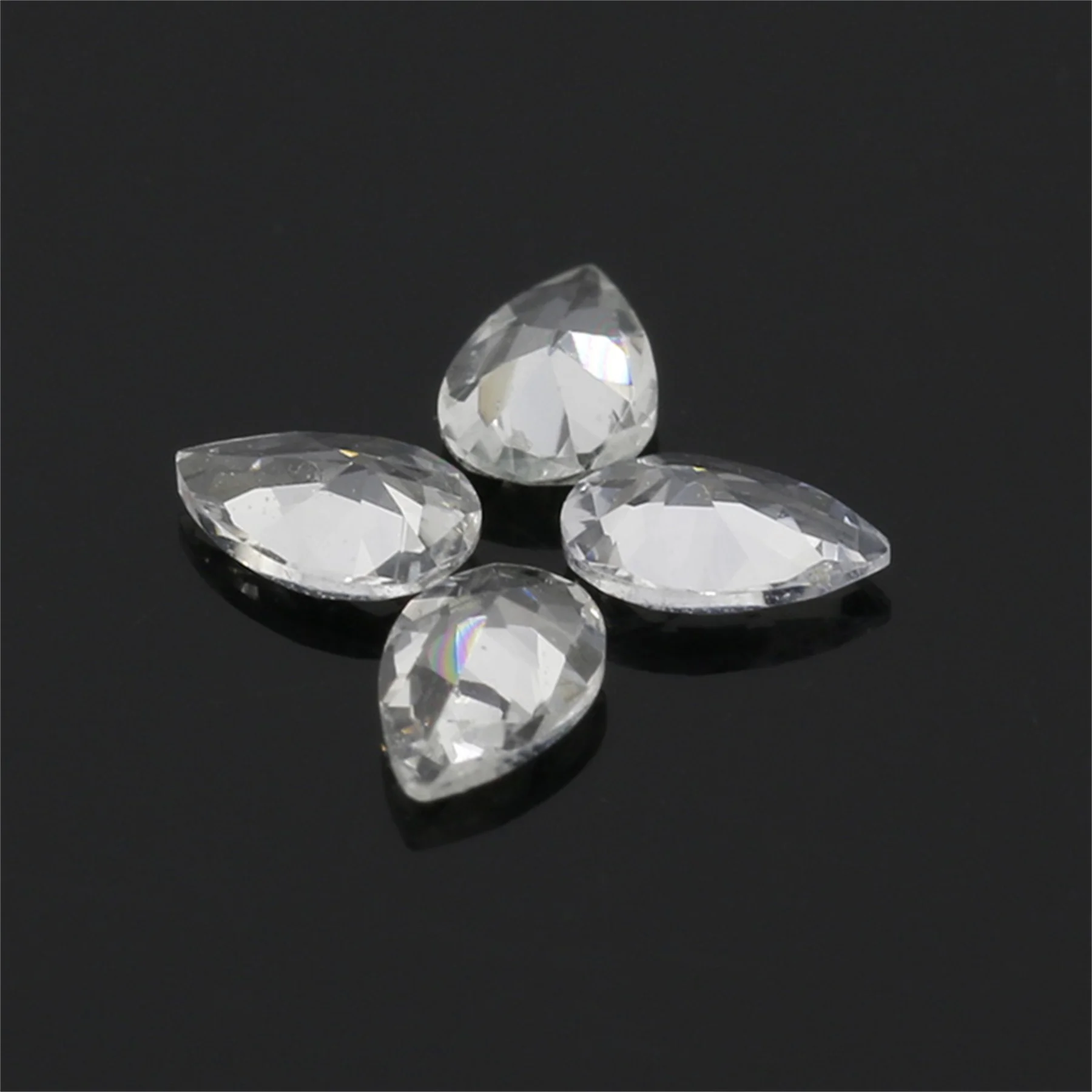 

Wholesale Products Natural Loose Gemstone Pear Cut 2.5x4mm White Sapphire For Jewelry Making