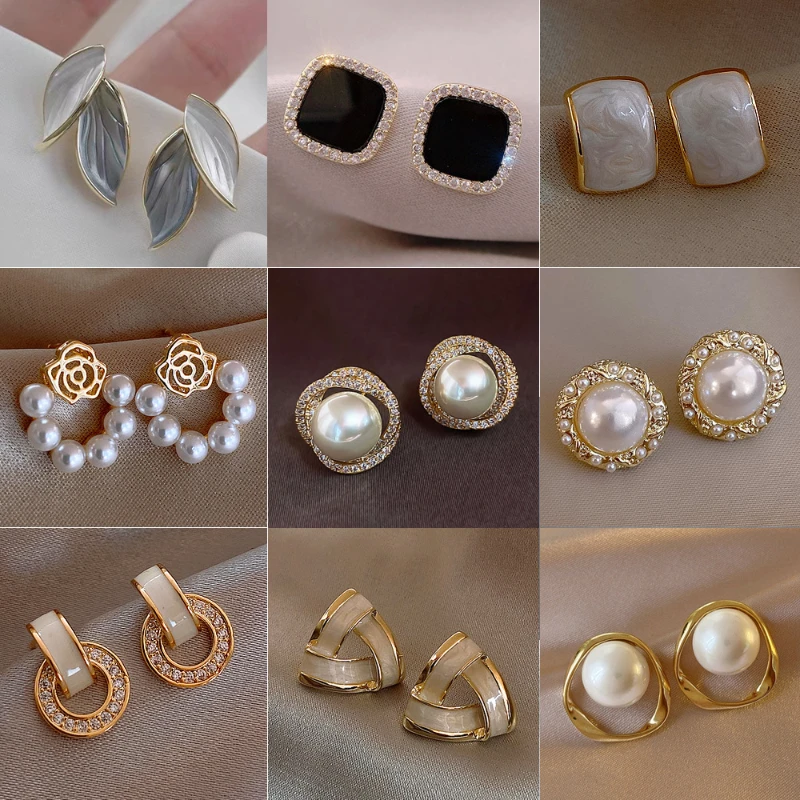 

New Korean Arrival Metal Trendy Fresh Lovely Sweet Grey Leaf Stud Earrings For Women Fashion Jewelry studs kpop earrings