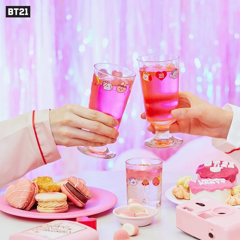 

2Pcs Kawaii BT21 Anime Hobby Rj Chimmy Cooky Shooky Mang Koya Tata Party Night Collection Glass Goblet Goblet Set